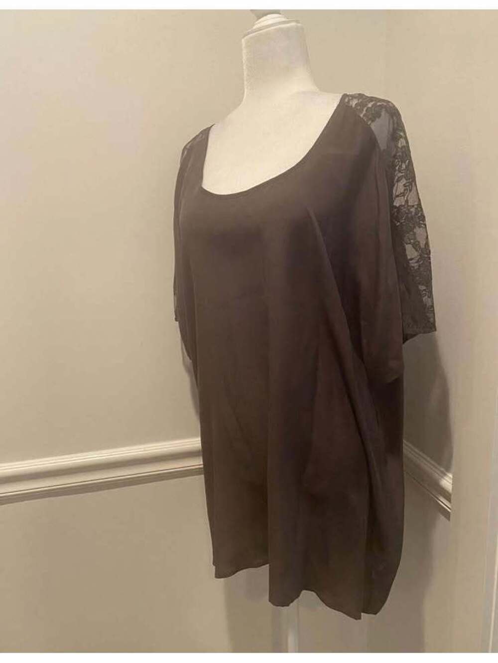 LF millau grey silk Tunic top #204